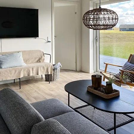 8 Person In Semesterbostad *