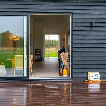 Semesterbostad 8 Person In *